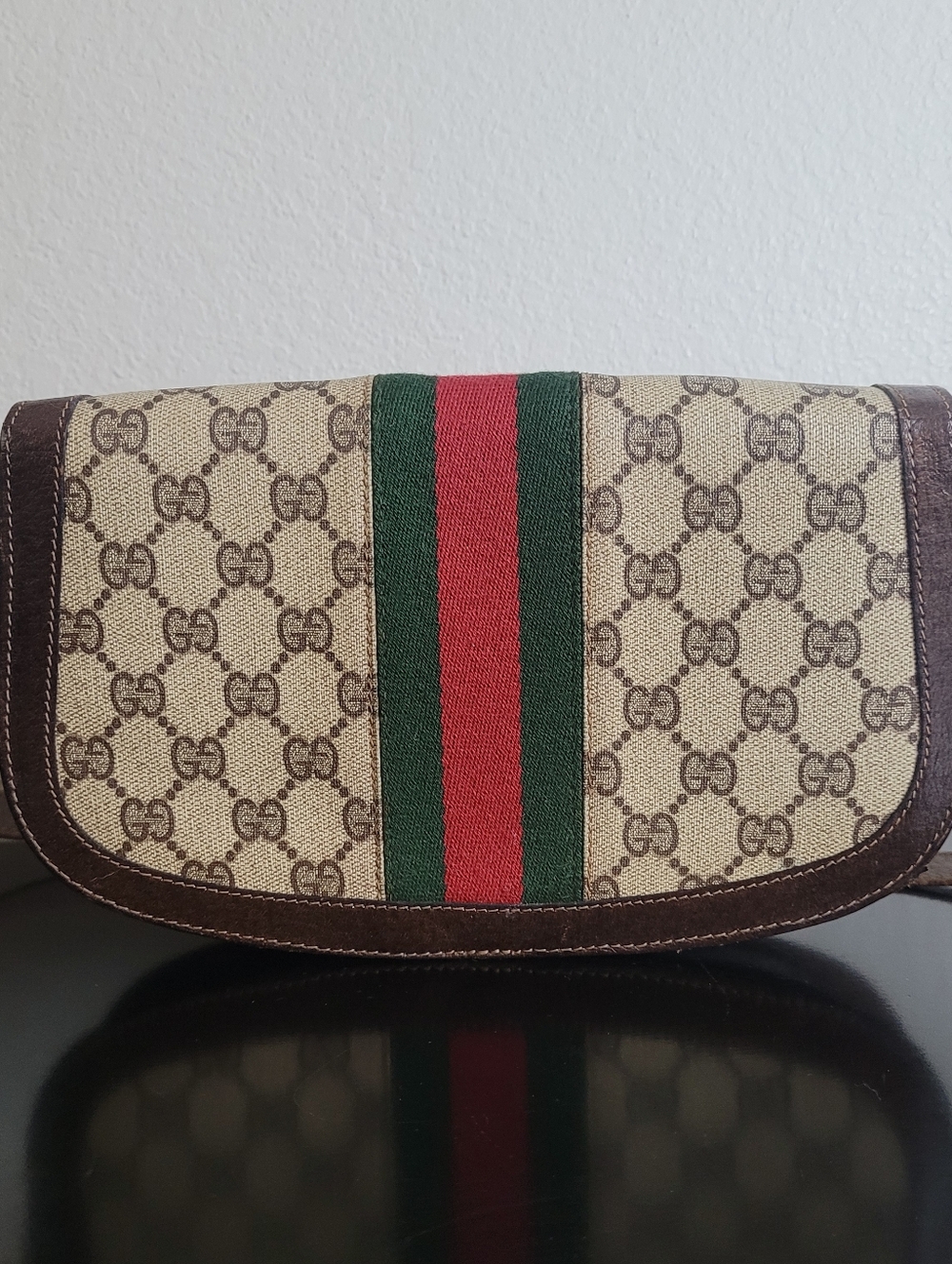 Gucci GG Supreme Ophidia Shoulder Bag - Picture 4 of 16